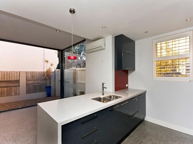 18 Collins Street, Surry Hills NSW 2010