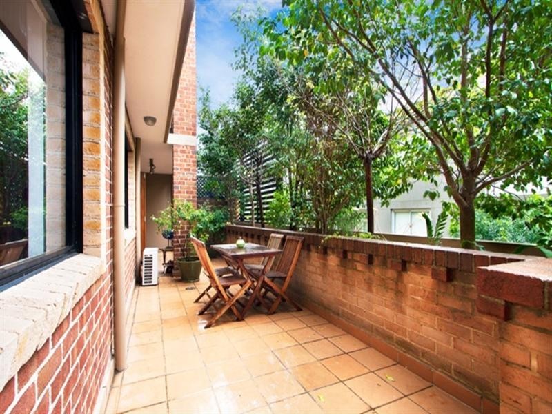 2/11-17 Wyndham Street, Alexandria NSW 2015