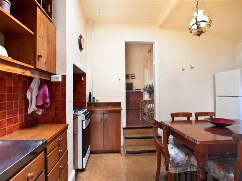 32 Simmons Street, Newtown NSW 2042