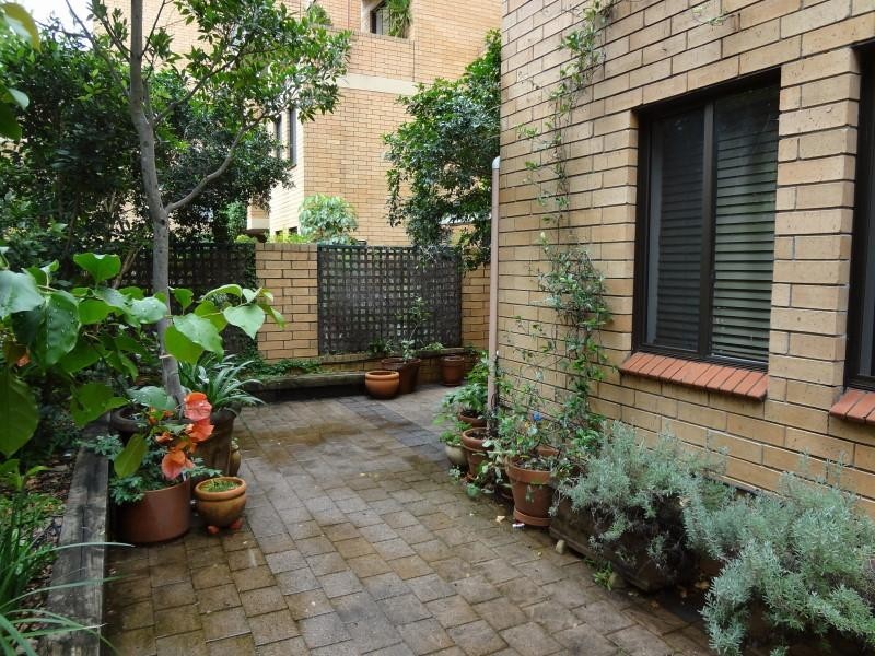 25/758 Bourke Street, Redfern NSW 2016