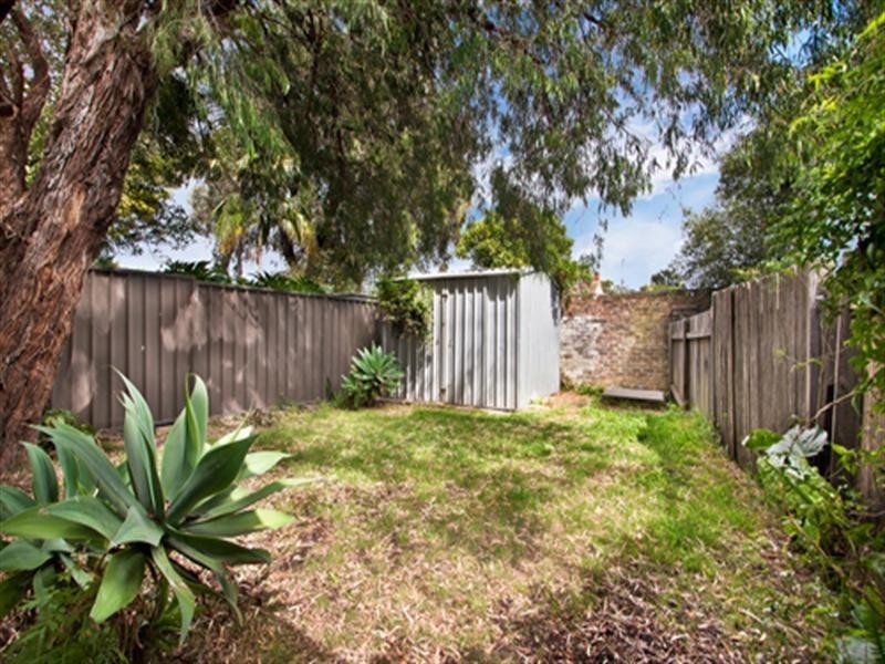 11 Florence Street, St Peters NSW 2044