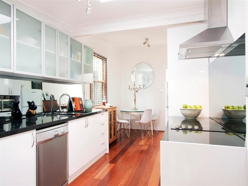 18 Flora Street, Erskineville NSW 2043