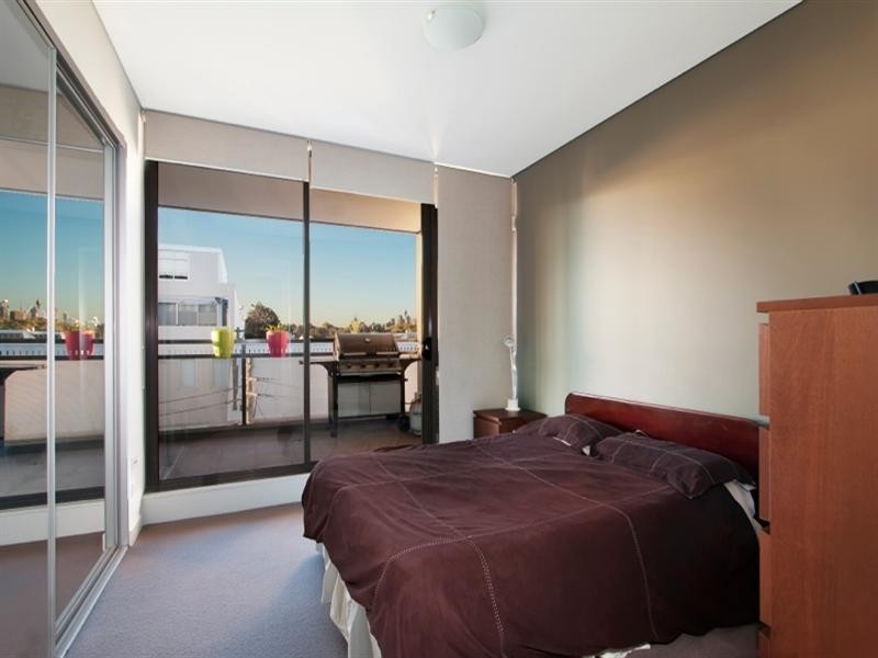 34/2 Coulson Street, Erskineville NSW 2043