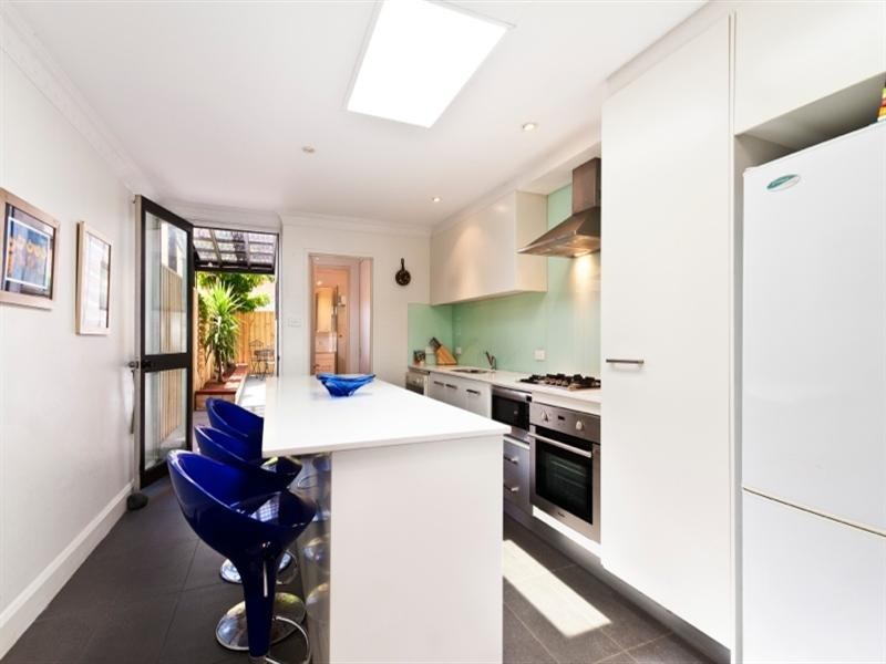 15 Council Street, St Peters NSW 2044