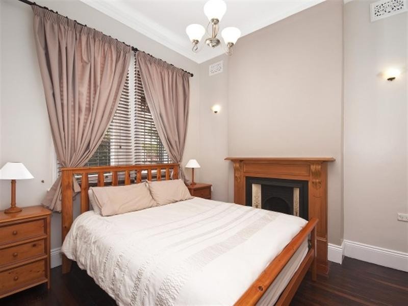 111 Angel Street, Newtown NSW 2042