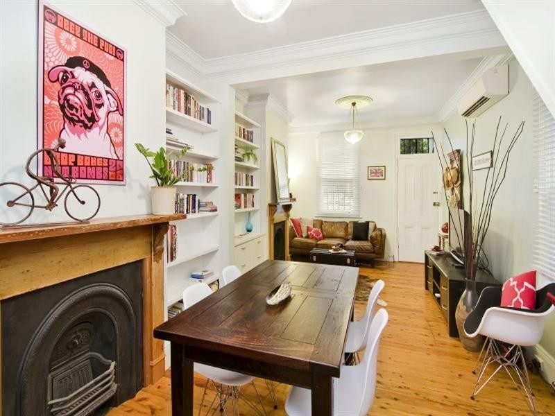 10 Lackey Street, St Peters NSW 2044