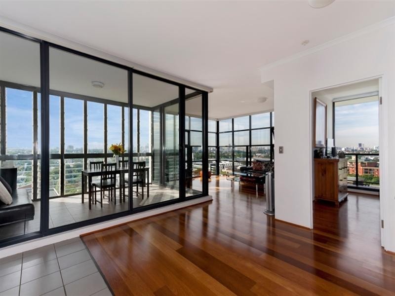 1101/221-229 Sydney Park Road, Erskineville NSW 2043