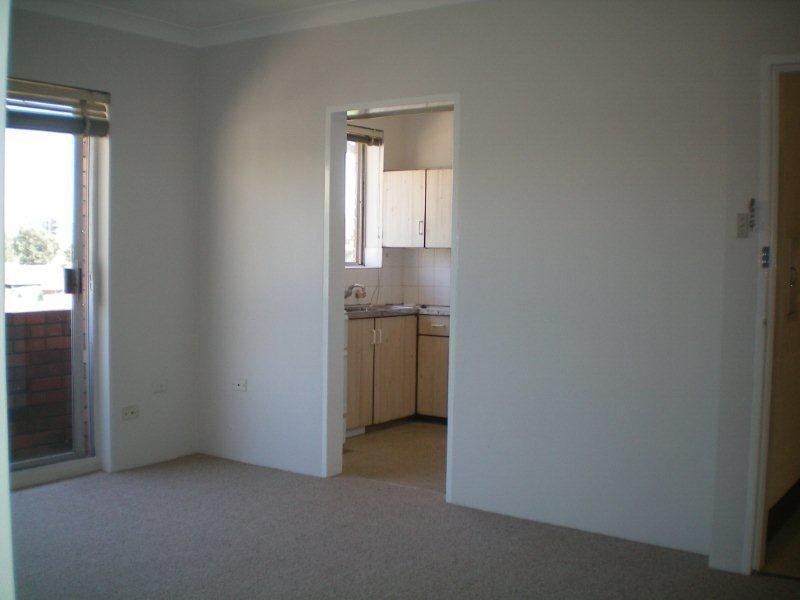 11/4 Macintosh Street, Mascot NSW 2020