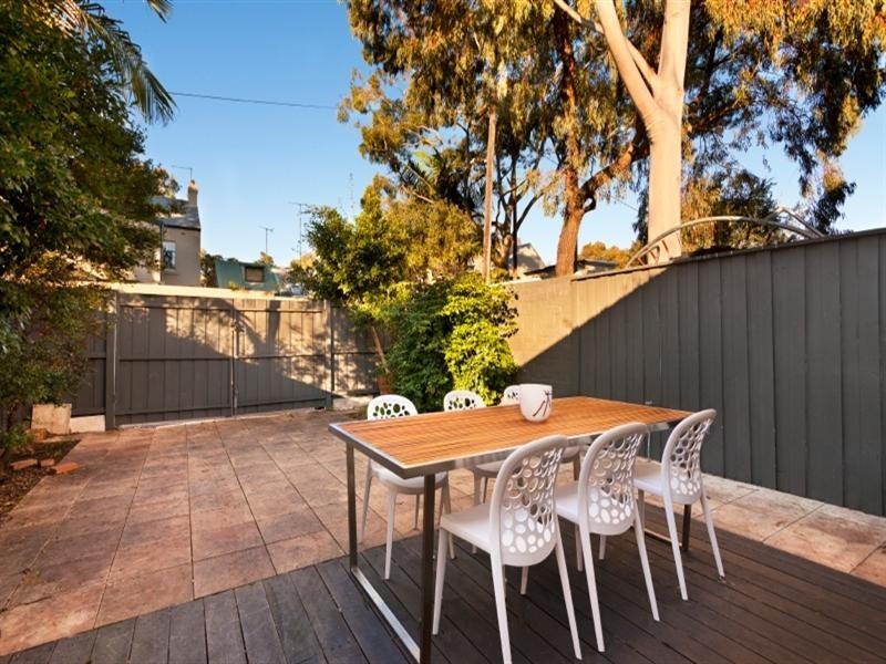 48 Kingsclear Road, Alexandria NSW 2015