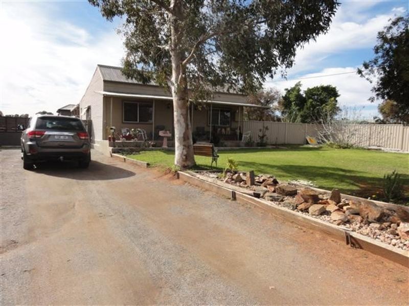 394 Brookfield Avenue, Broken Hill NSW 2880