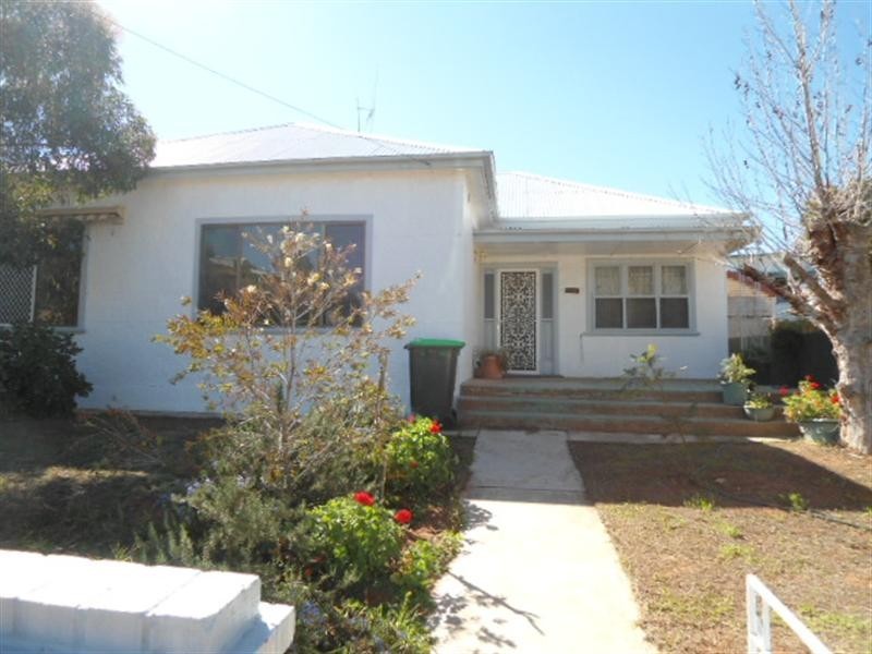 108 Nicholls Street, Broken Hill NSW 2880