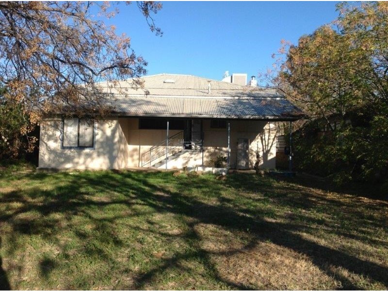 570 McGowen Street, Broken Hill NSW 2880