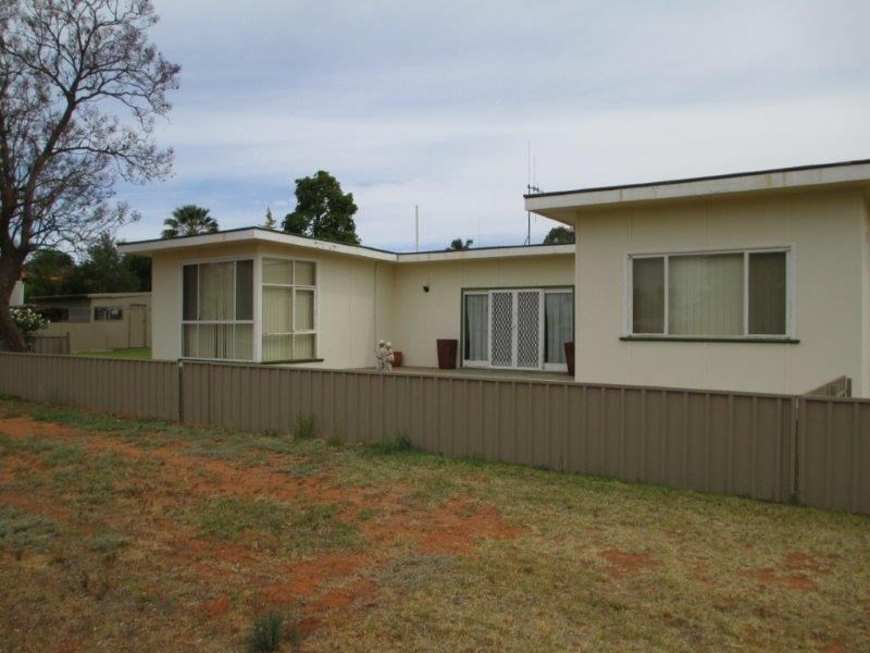 367 Brazil Street, Broken Hill NSW 2880