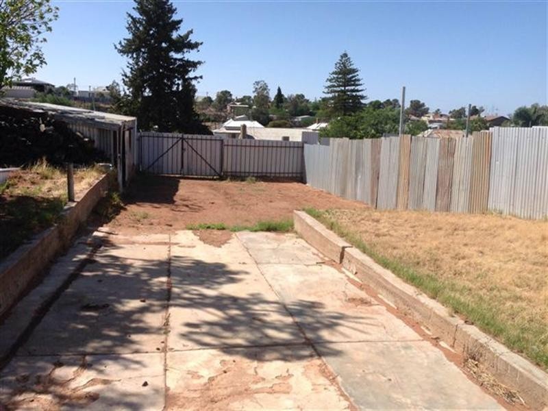 323 Piper Street, Broken Hill NSW 2880