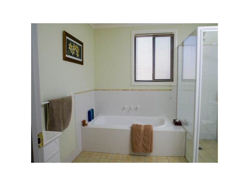 18 Tramway Road, Broken Hill NSW 2880