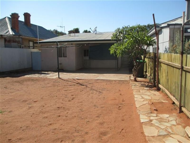 152 Gaffney Street, Broken Hill NSW 2880