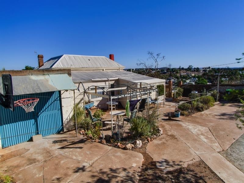 83 Thomas Street, Broken Hill NSW 2880