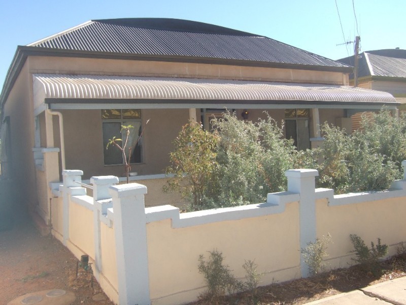 104 Wilson Street, Broken Hill NSW 2880