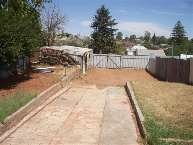 323 Piper Street, Broken Hill NSW 2880