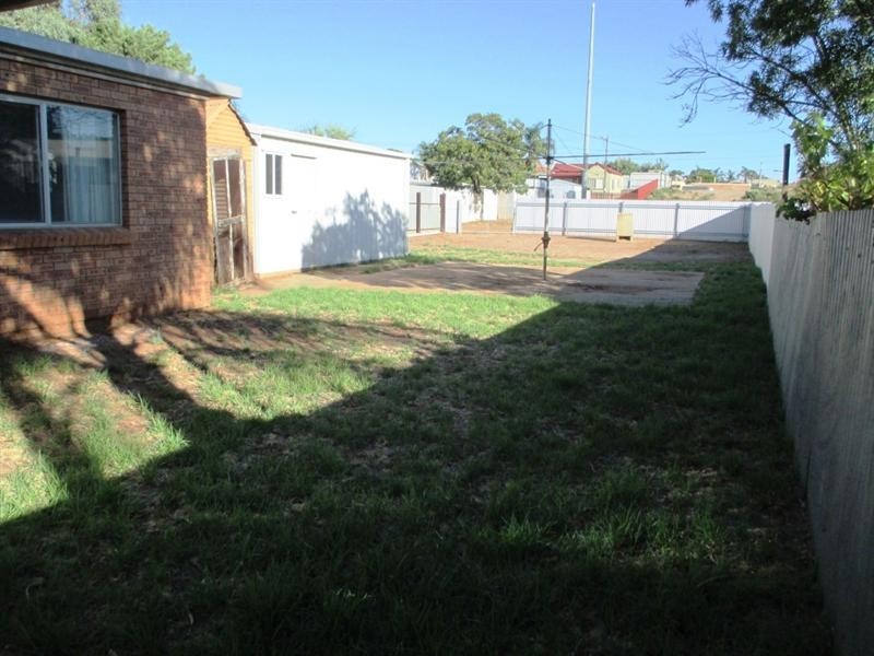 400 Chapple Street, Broken Hill NSW 2880