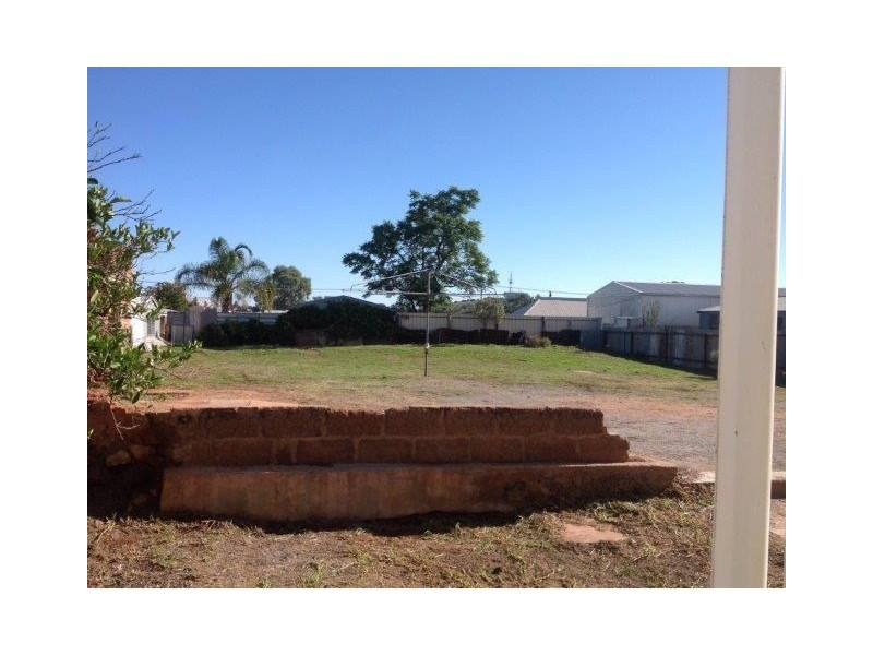 210 Pell Lane, Broken Hill NSW 2880