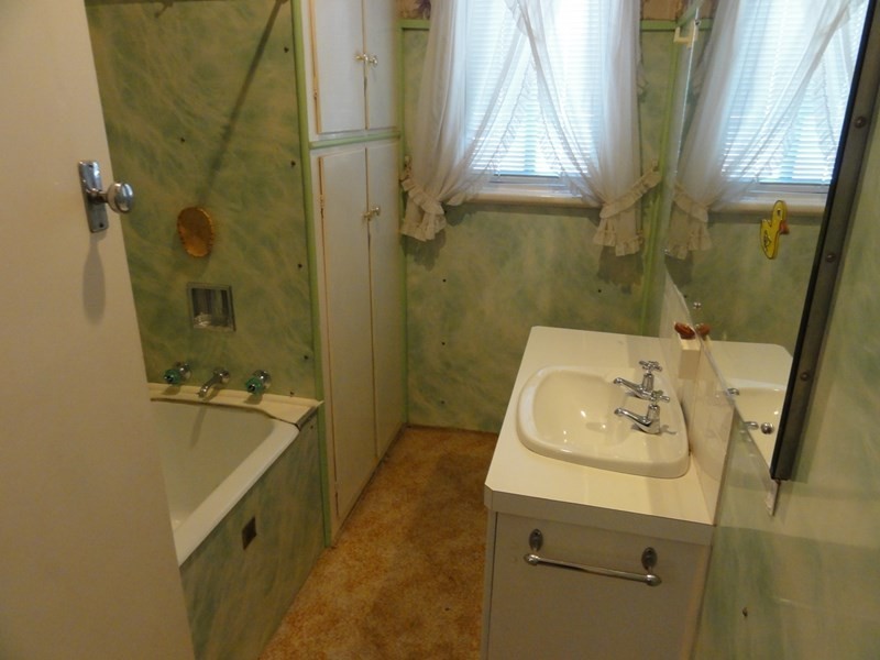 17 Creedon Street, Broken Hill NSW 2880