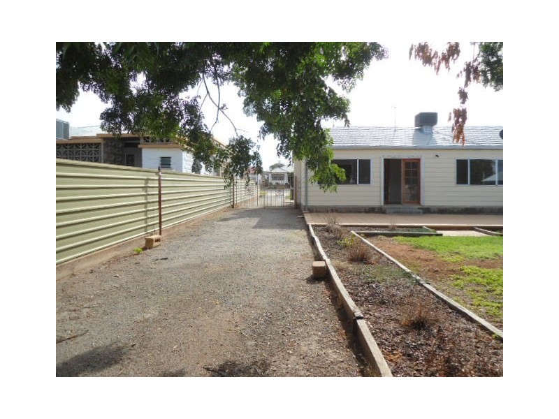 525 Uranium Street, Broken Hill NSW 2880