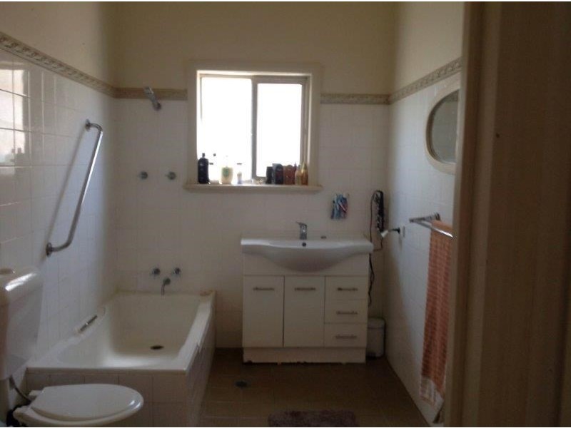 145 Piper Street, Broken Hill NSW 2880