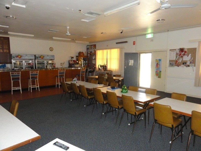 100 Eyre Street, Broken Hill NSW 2880