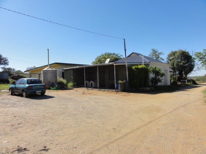 83A Airport Road, Broken Hill NSW 2880