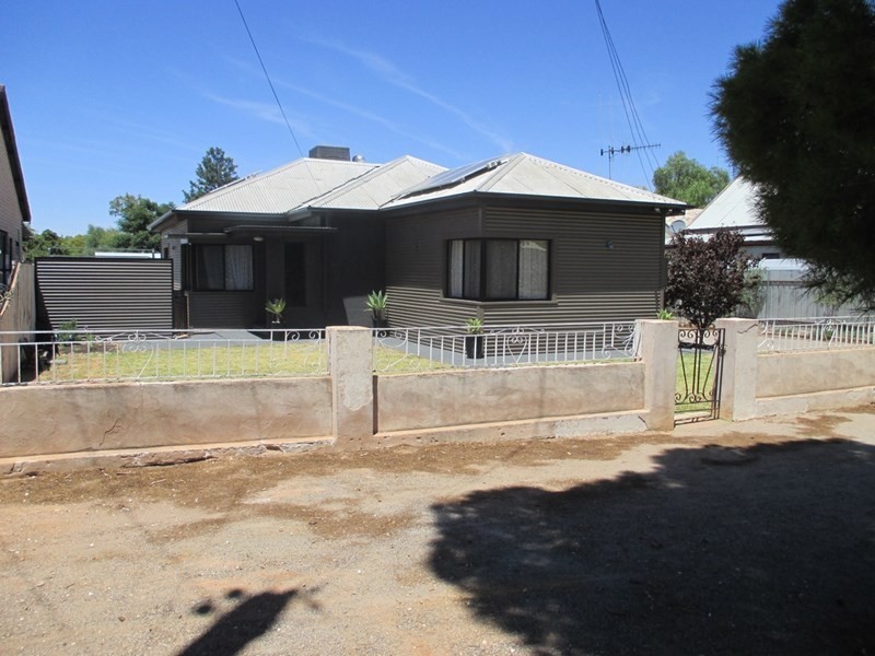 215 Wilson Street, Broken Hill NSW 2880