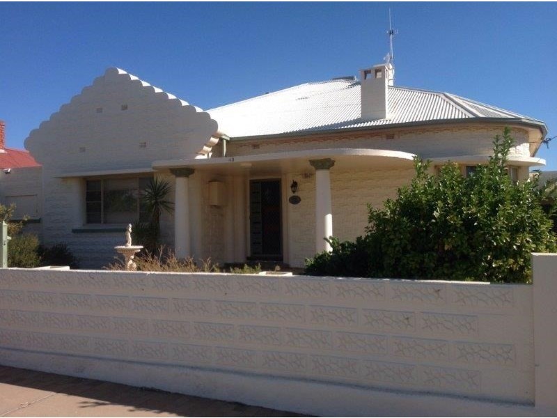 43 Gypsum Street, Broken Hill NSW 2880