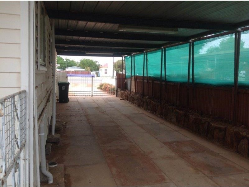 105 Duff Street, Broken Hill NSW 2880