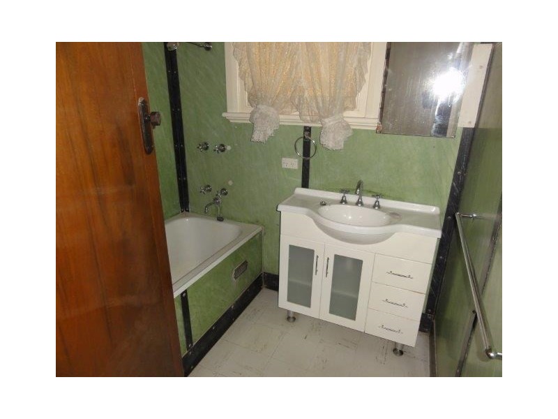 82 Eyre Street, Broken Hill NSW 2880