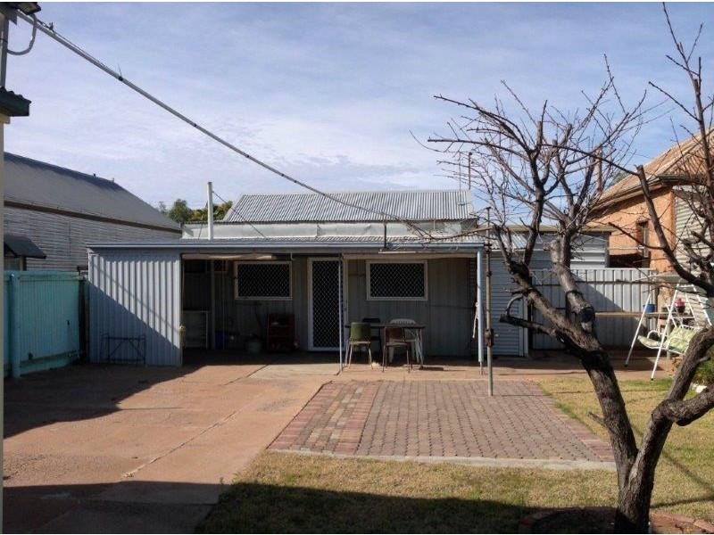 68 Patton Street, Broken Hill NSW 2880