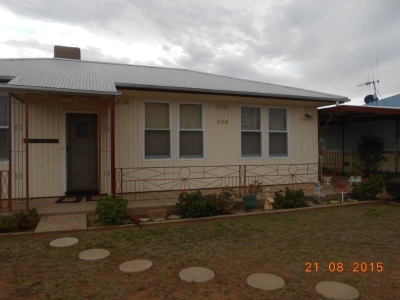 220 Duff Street, Broken Hill NSW 2880