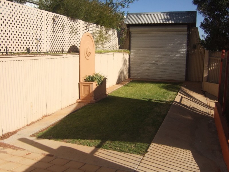 483 Cummins Street, Broken Hill NSW 2880