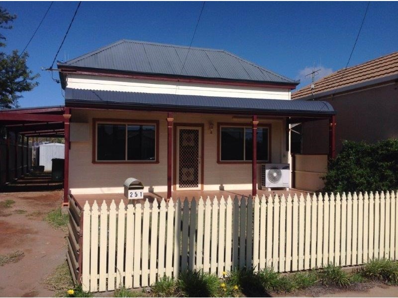 251 Chloride Street, Broken Hill NSW 2880