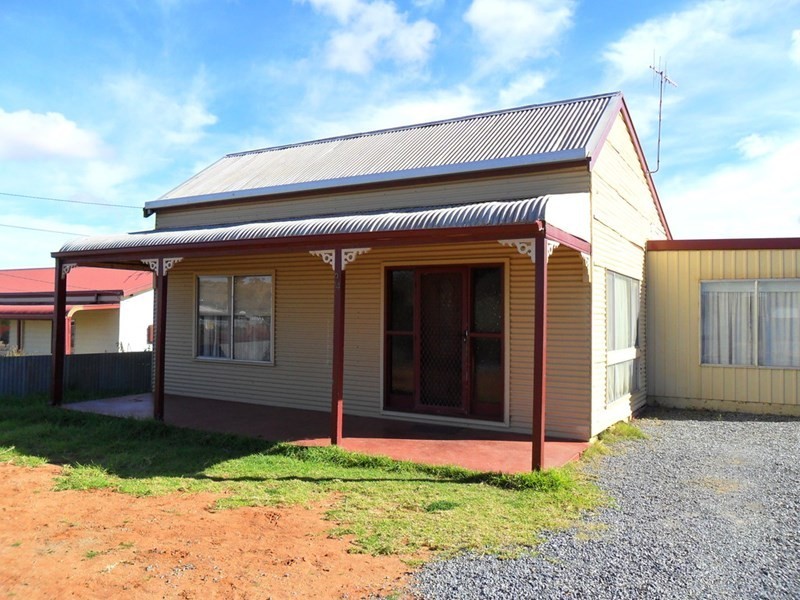 94 Gaffney Street, Broken Hill NSW 2880