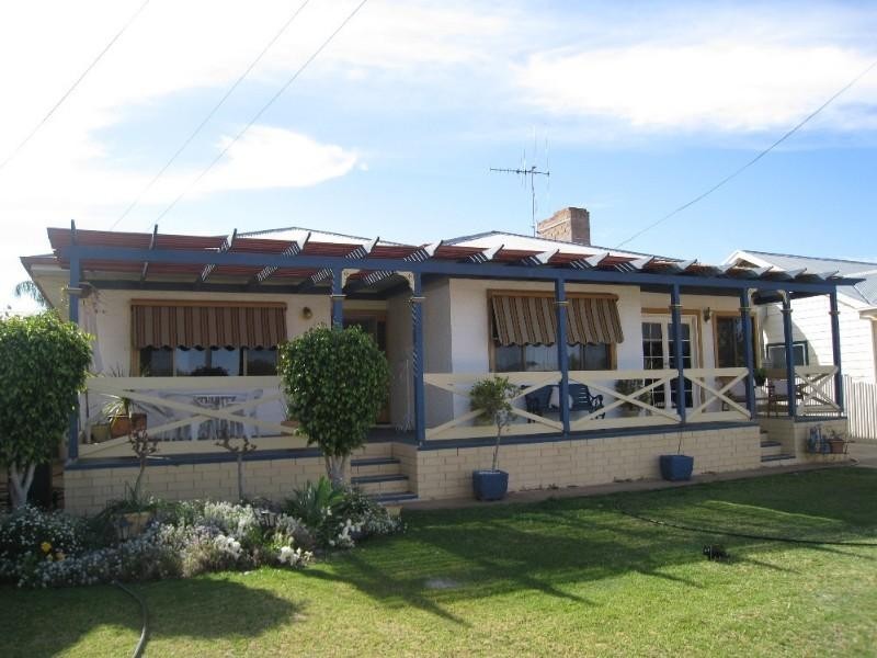 586 O’Neill Street, Broken Hill NSW 2880