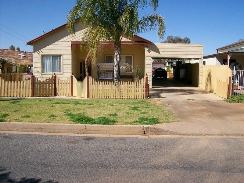 499 Radium Street, Broken Hill NSW 2880