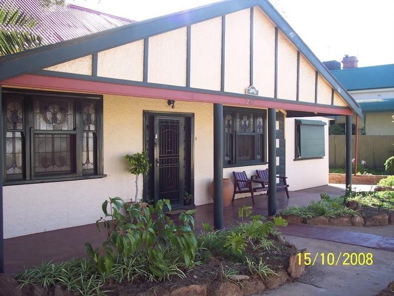 243 Mcculloch Street, Broken Hill NSW 2880