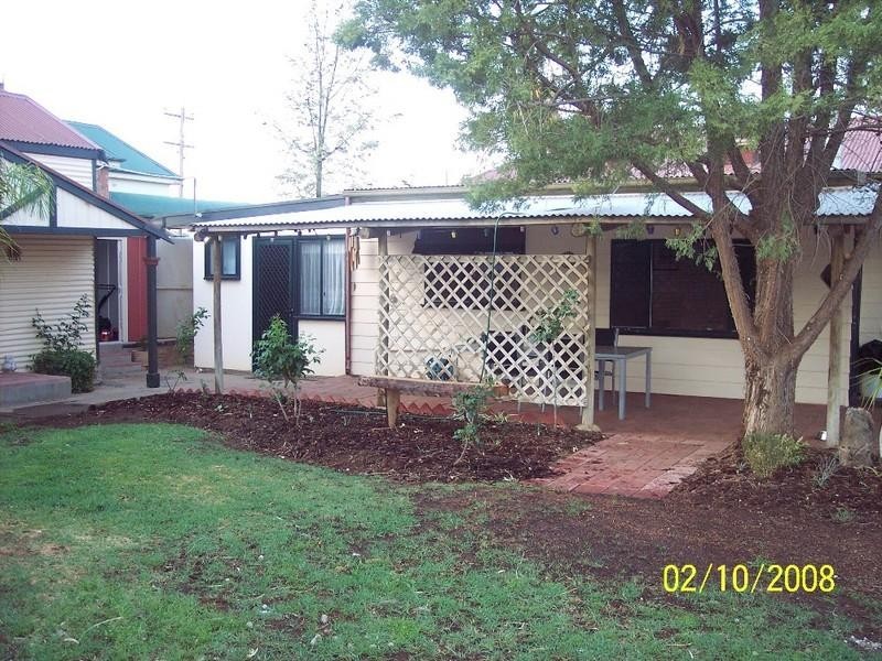 243 Mcculloch Street, Broken Hill NSW 2880