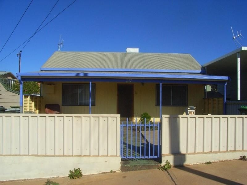 237 Chapple Street, Broken Hill NSW 2880