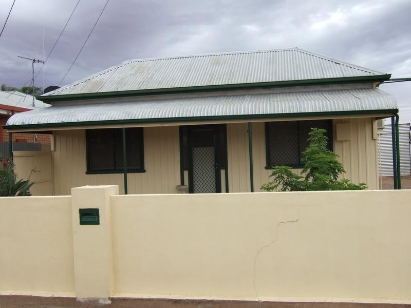 300 Chloride Street, Broken Hill NSW 2880