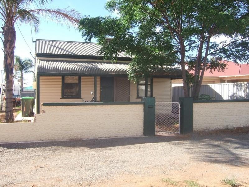 703 Chapple Street, Broken Hill NSW 2880