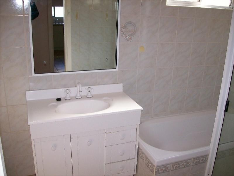 240 Mcculloch Street, Broken Hill NSW 2880