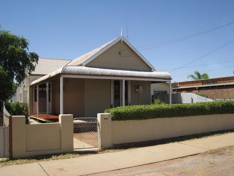 241 Williams Street, Broken Hill NSW 2880