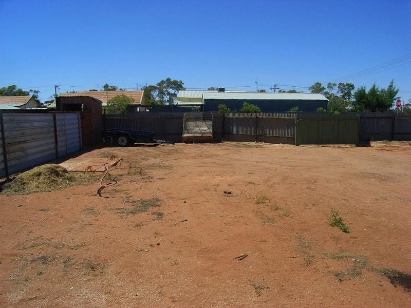 25 Boughtman Street, Broken Hill NSW 2880