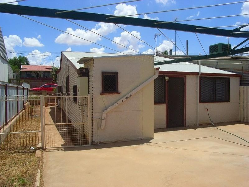 31 Wolfram Street, Broken Hill NSW 2880